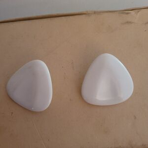 Viantage White Earrings